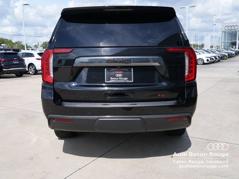 Used 2023 GMC Yukon AT4 w/ AT4 Premium Package AWD/4WD image 4