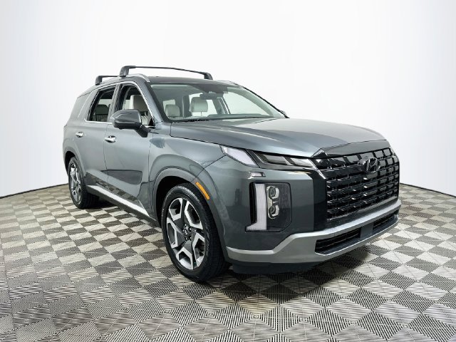 Used 2024 Hyundai Palisade Limited FWD image 1