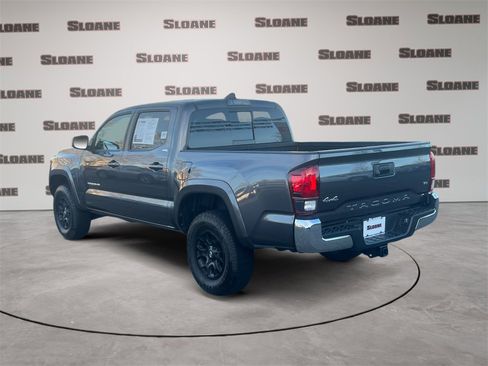 Used 2022 Toyota Tacoma SR5 image 3