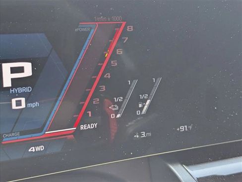 Used 2026 BMW M5 Touring AWD/4WD image 4