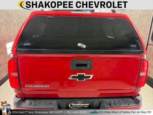 Used 2016 Chevrolet Colorado Z71 image 3