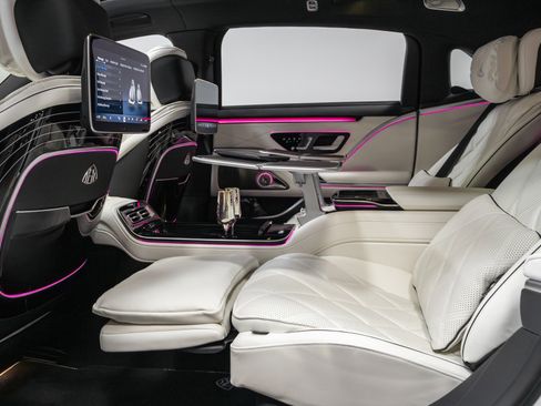 Used 2024 Mercedes-Benz Maybach S 680 4MATIC image 48