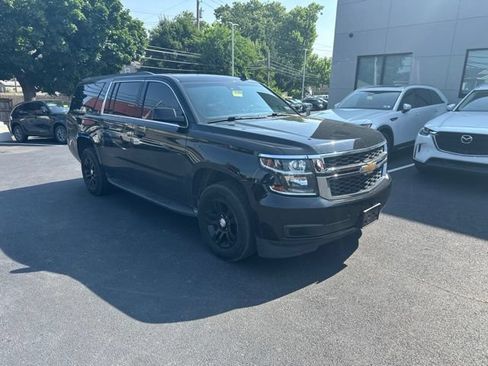 Used 2019 Chevrolet Suburban LT AWD/4WD image 3