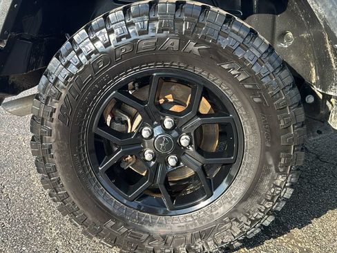 Used 2024 Jeep Wrangler Sport AWD/4WD image 8