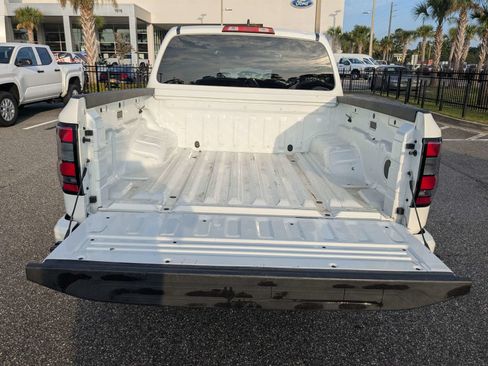 Used 2023 Nissan Frontier SV w/ Midnight Edition Package RWD image 13
