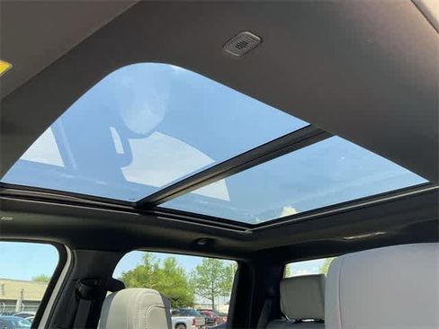 Used 2025 Toyota Tundra Limited image 15