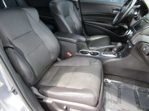 Used 2016 Acura ILX FWD image 10