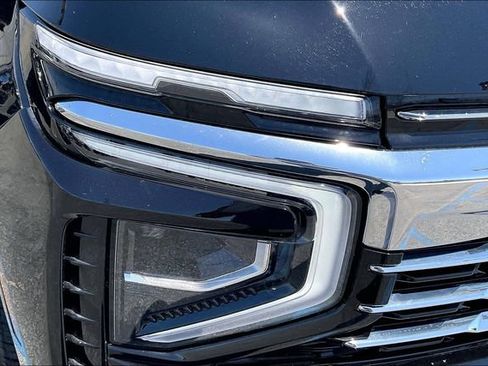 Used 2025 Chevrolet Tahoe LT AWD/4WD image 27