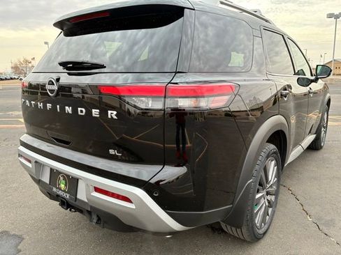 Certified 2024 Nissan Pathfinder SL w/ SL Premium Package image 6