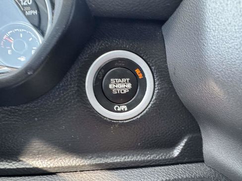 Used 2023 RAM 1500 Laramie image 22