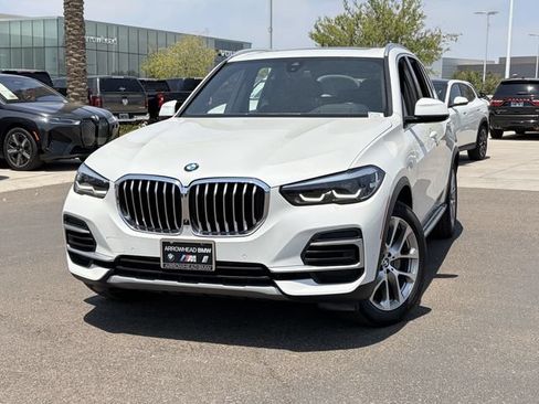 Used 2023 BMW X5 xDrive40i w/ Premium Package AWD/4WD image 3