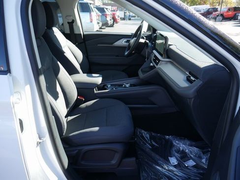 New 2026 Ford Explorer Active image 27