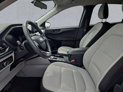 Certified 2023 Ford Escape Active AWD/4WD image 10
