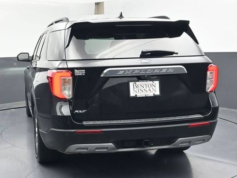 Used 2022 Ford Explorer XLT w/ Equipment Group 202A RWD image 40