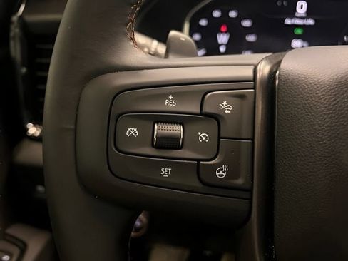 Certified 2025 GMC Sierra 1500 AT4 w/ AT4 Premium Package AWD/4WD image 16