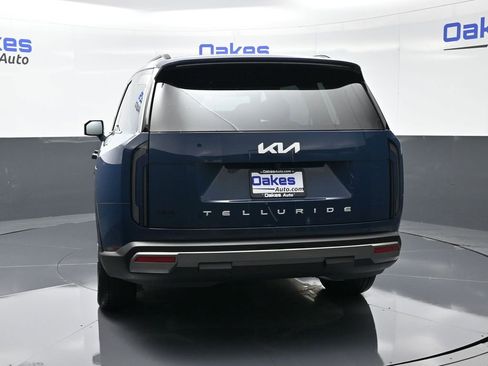 New 2027 Kia Telluride S w/ Towing Package FWD image 7