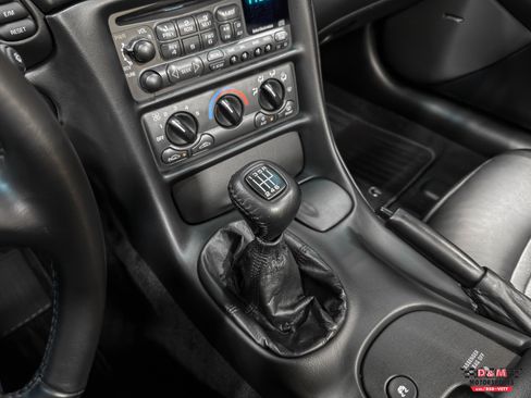 Used 2000 Chevrolet Corvette Convertible image 20