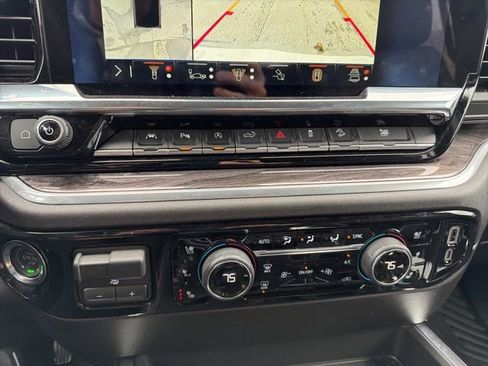 Used 2025 Chevrolet Silverado 1500 LTZ w/ Z71 Off-Road Package image 17