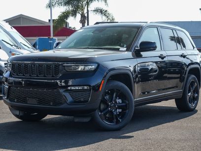 New 2025 Jeep Grand Cherokee Limited w/ Luxury Tech Group II