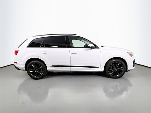 New 2026 Audi Q7 3.0T Premium Plus image 8