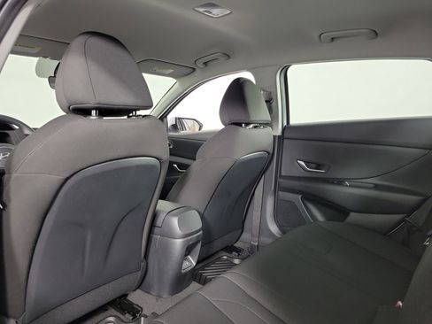 New 2025 Hyundai Elantra Blue image 33