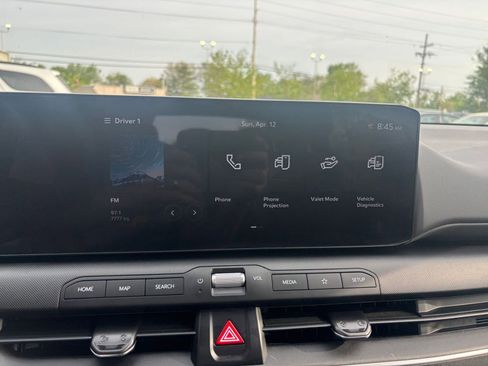 Used 2025 Kia K4 LXS image 21