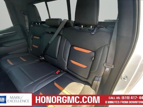 Used 2024 GMC Sierra 1500 AT4 w/ Technology Package AWD/4WD image 20