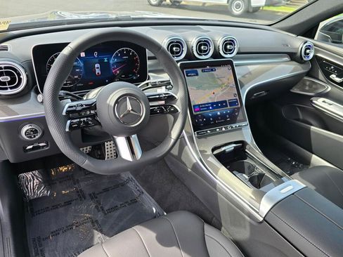 Used 2024 Mercedes-Benz CLE 450 4MATIC Coupe image 17