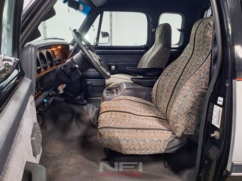 Used 1993 Dodge D/W Truck 250 AWD/4WD image 13