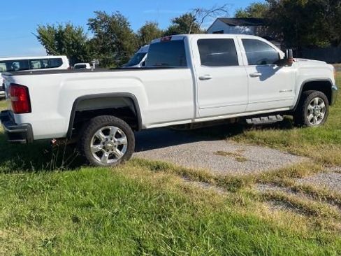 Used 2019 GMC Sierra 2500 SLE image 1