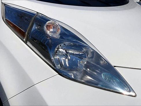 Used 2017 Nissan Leaf S w/ Charge Package image 25