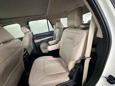 Used 2024 Ford Expedition Limited RWD image 26