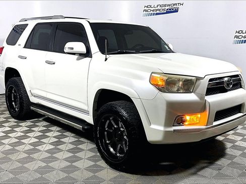 Used 2013 Toyota 4Runner 2WD image 3