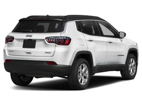 New 2026 Jeep Compass Limited AWD/4WD image 2