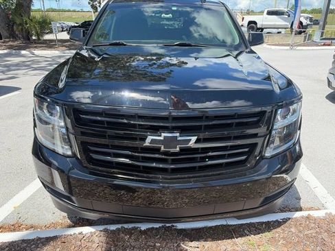 Used 2017 Chevrolet Tahoe LS RWD image 2