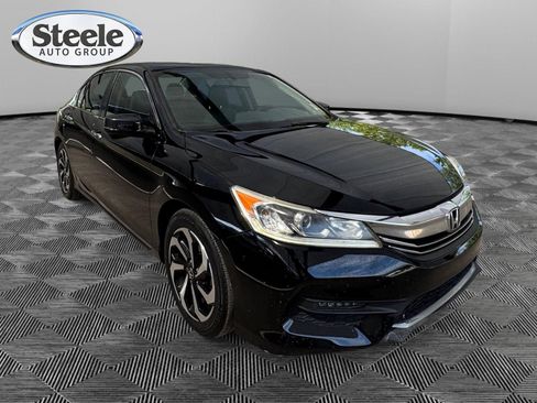 Used 2017 Honda Accord EX-L image 7