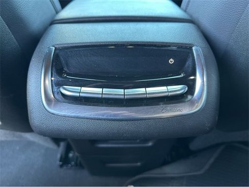 Certified 2022 Cadillac XT6 Luxury image 18