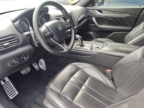 Used 2019 Maserati Levante GranSport AWD/4WD image 23