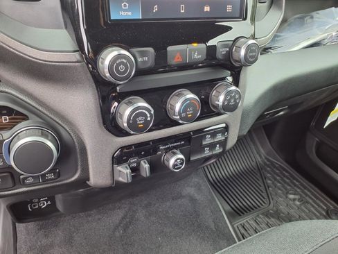 New 2026 RAM 1500 Classic Warlock image 11