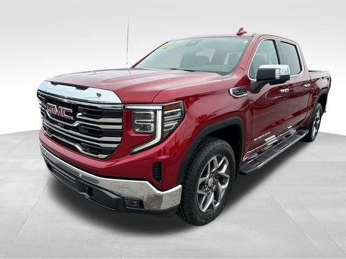 Used 2022 GMC Sierra 1500 SLT w/ SLT Premium Plus Package AWD/4WD image 3