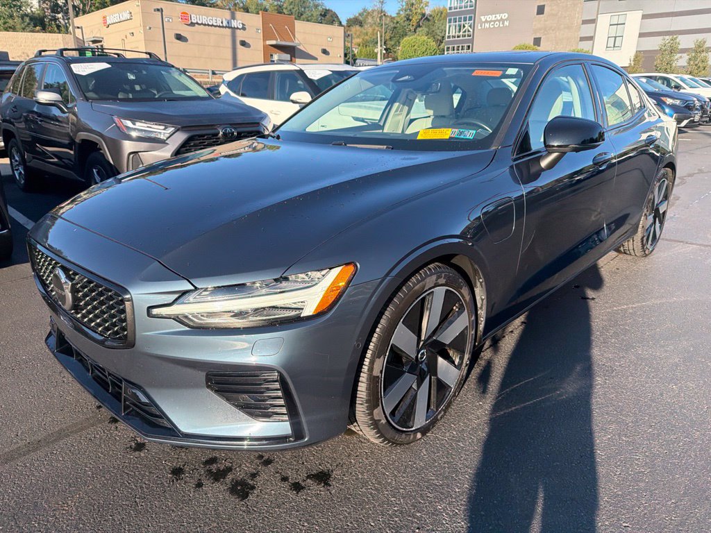 Used 2024 Volvo S60 T8 Plus w/ Climate Package AWD/4WD image 1