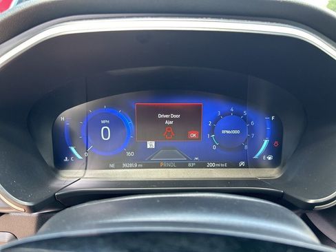 Used 2022 Ford Escape SEL w/ Technology Package image 32