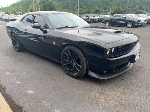 Used 2021 Dodge Challenger R/T Scat Pack w/ Dynamics Package RWD image 3