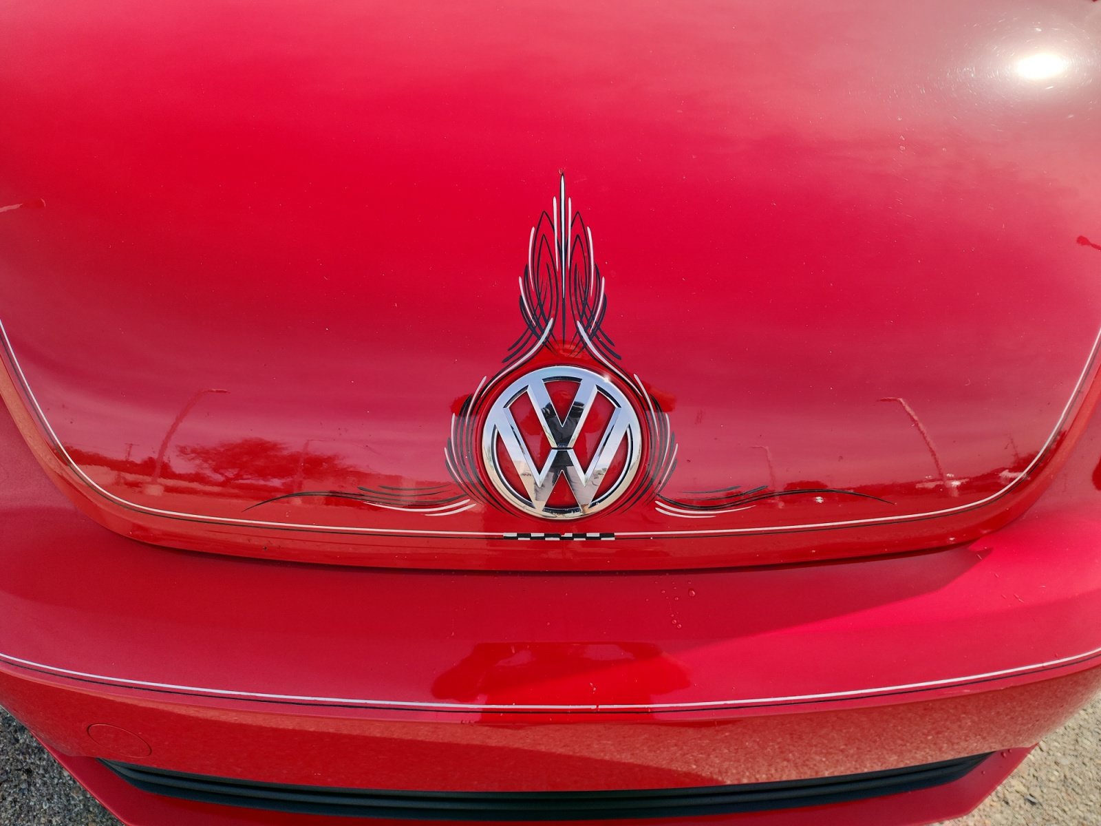 Used 2014 Volkswagen Beetle R-Line FWD image 23