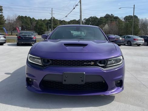 Used 2019 Dodge Charger Scat Pack RWD image 2