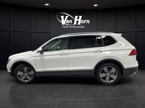 Used 2021 Volkswagen Tiguan SEL AWD/4WD image 4