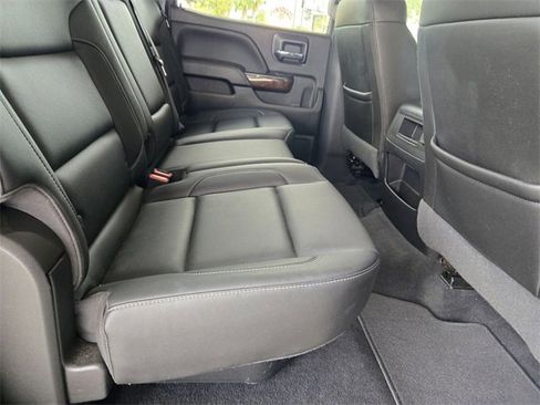 Used 2018 GMC Sierra 1500 SLT w/ SLT Premium Package image 19