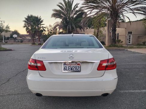 Used 2010 Mercedes-Benz E 350 Sedan image 3