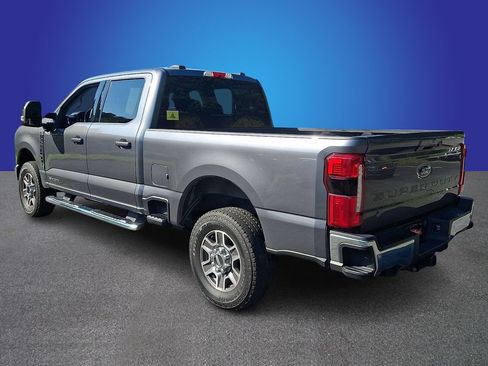 Used 2024 Ford F250 Lariat w/ FX4 Off-Road Package AWD/4WD image 6