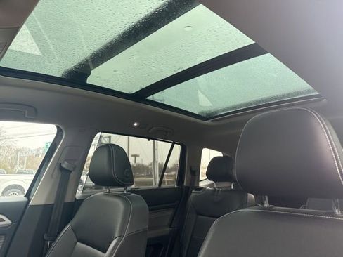 Used 2022 Volkswagen Atlas SEL image 6